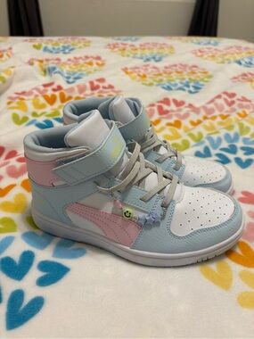🩷 Puma high top sneakers 🩵